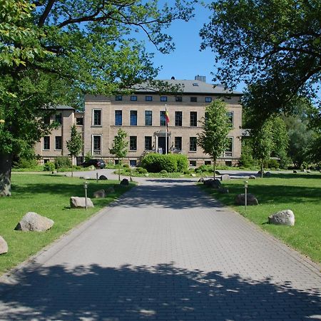 Gutshaus Redewisch Hotel & Restaurant 博尔滕哈根 外观 照片