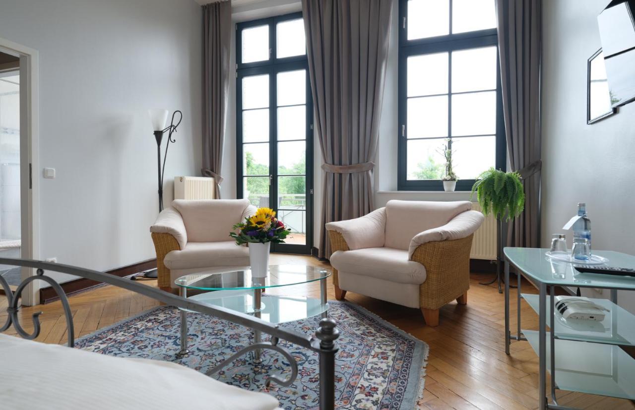 Gutshaus Redewisch Hotel & Restaurant 博尔滕哈根 外观 照片